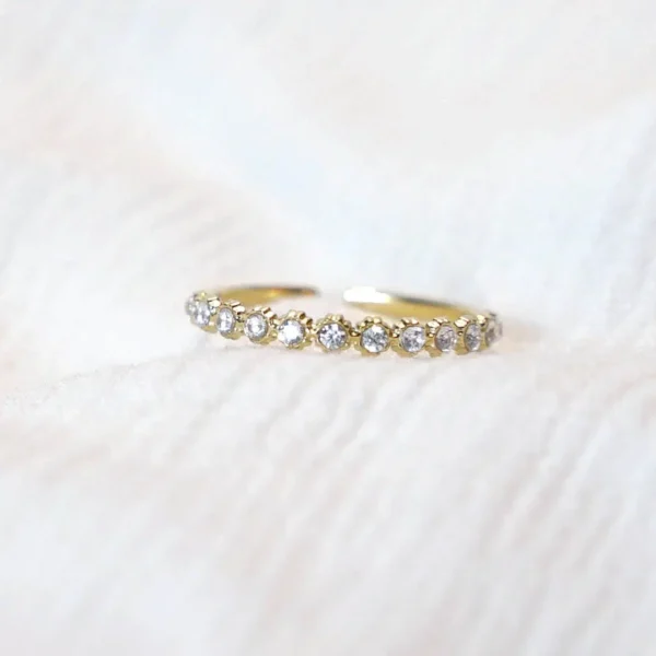 anillo finito brillantes
